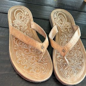 Olukai Womens Paniolo flip flops